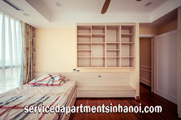 Chủ nhà gửi cho thuê căn hộ chung cư 3 phòng ngủ full nội thất tại Royal City 8