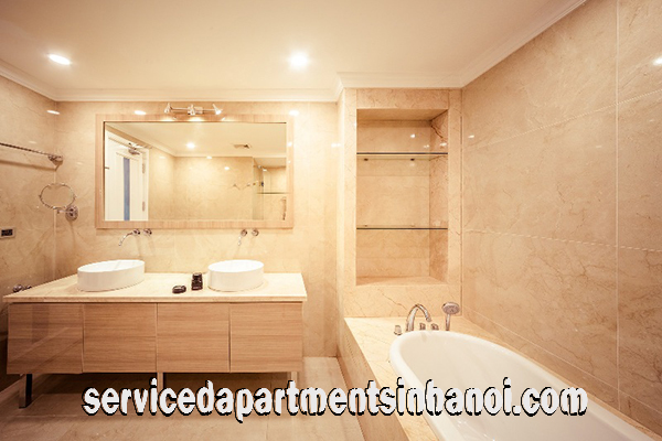 Chủ nhà gửi cho thuê căn hộ chung cư 3 phòng ngủ full nội thất tại Royal City 3