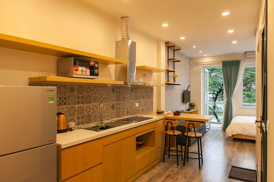 Cho thuê căn hộ dịch vụ 1 phòng ngủ, giá hợp lý tại trung tâm quận Tây Hồ 8