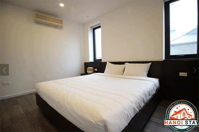 Cho thuê căn hộ đẹp, hiện đại 1 phòng ngủ Tây Hồ 5