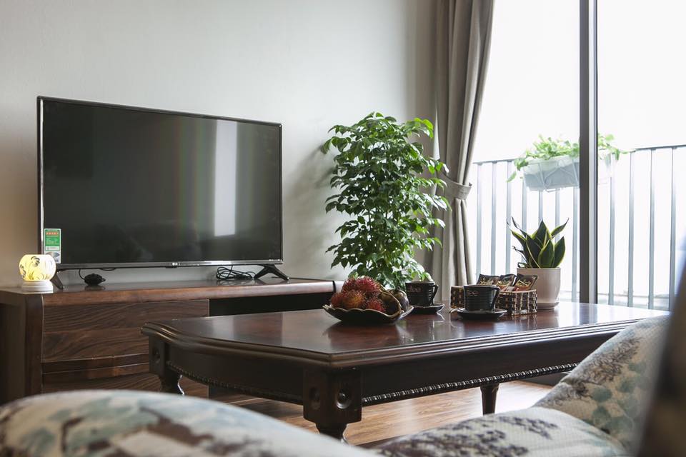 Cho thuê căn hộ dịch vụ 1 ngủ thiết kế hấp dẫn Tây Hồ 9