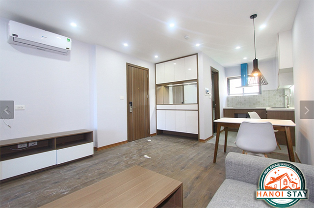 Cho thuê căn hộ dịch vụ 1 phòng ngủ rộng rãi tại quận Tây Hồ 2