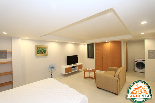 Cho thuê căn hộ dịch vụ giá rẻ 1 phòng ngủ tại đường Xuân Diệu, quận Tây Hồ 4