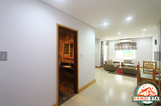 Cho thuê CHCC rất đẹp, giá hợp lý tại quận Cầu Giấy 1