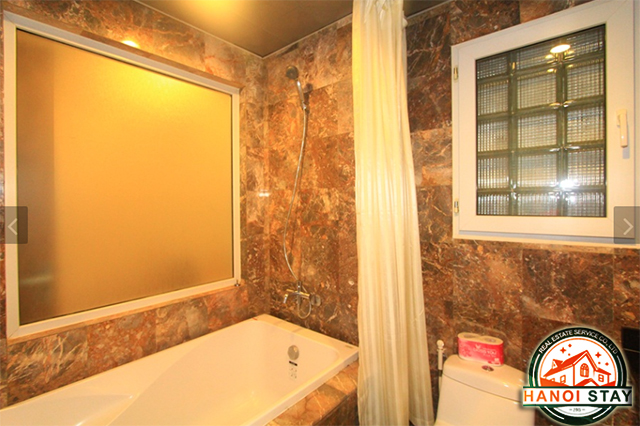Cho thuê CHCC rất đẹp, giá hợp lý tại quận Cầu Giấy 8