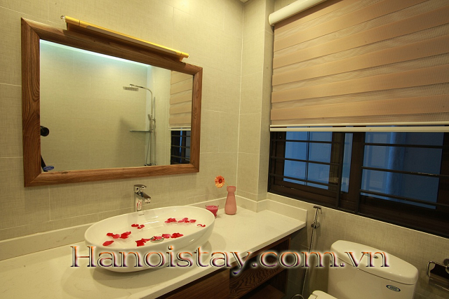 Căn hộ dịch vụ thiết kế hiện đại cho thuê tại quận Cầu Giấy 8