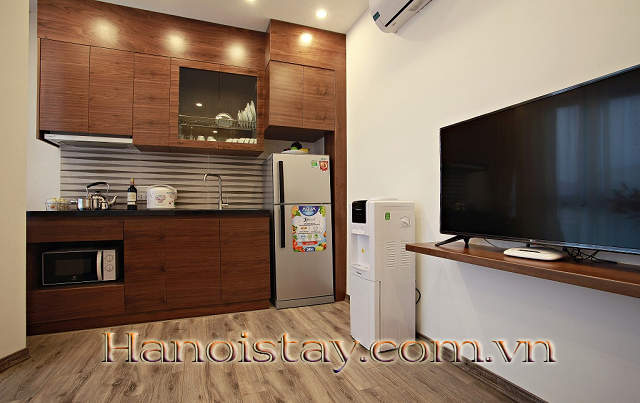 Tòa căn hộ dịch vụ mới tân trang cho thuê tại Trần Quốc Hoàn, Cầu Giấy 4
