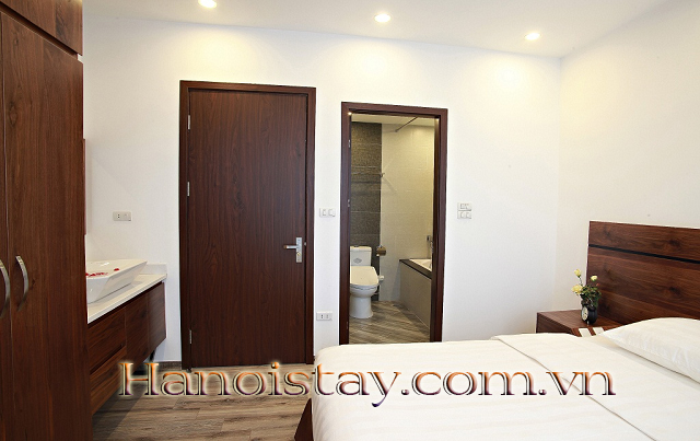 Tòa căn hộ dịch vụ mới tân trang cho thuê tại Trần Quốc Hoàn, Cầu Giấy 7