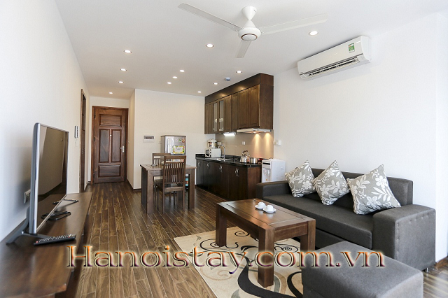 Căn hộ dịch vụ 2 phòng ngủ full nội thất cho thuê gần công viên Cầu Giấy 3
