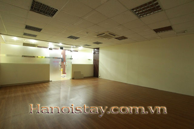 Cho thuê mặt bằng 50m2 tầng 1 để kinh doanh, làm văn phòng công ty phố Thái Hà, Đống Đa 3