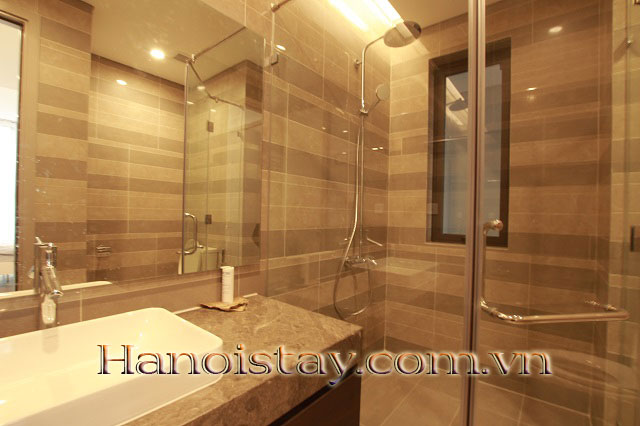Cho thuê căn hộ 2 phòng ngủ sang trọng tại Sungrandcity 2