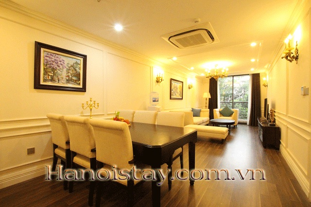 Cho thuê căn hộ đẳng cấp, nội thất Châu Âu, gần Vincom Tower 4