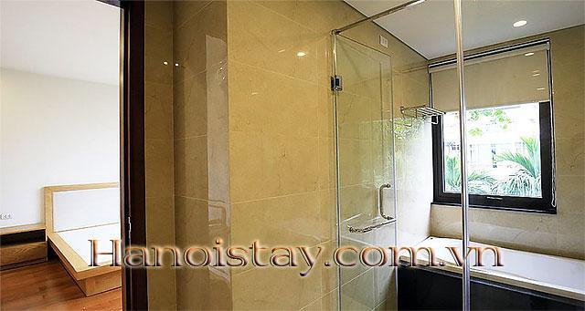 Căn hộ dịch vụ 2 ngủ với ban công tuyệt đẹp và thoáng cho thuê tại Đặng Thai Mai, Tây Hồ 8
