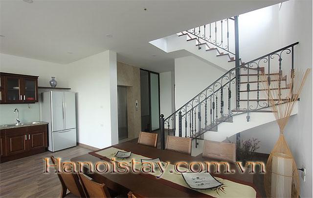 Cho thuê căn hộ Douplex 3 phòng ngủ tại khu vực Tây Hồ, vị trí rất yên tĩnh, full nội thất 8