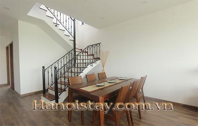 Cho thuê căn hộ Douplex 3 phòng ngủ tại khu vực Tây Hồ, vị trí rất yên tĩnh, full nội thất 5