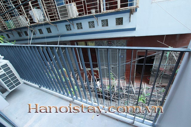 Cho thuê căn hộ hiện đại có ban công siêu thoáng ngay trung tâm 7