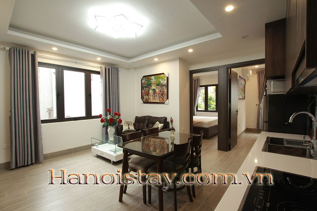 Cho thuê căn hộ dịch vụ 2 phòng ngủ hiện đại mới xây quận Tây Hồ, Hà Nội 2