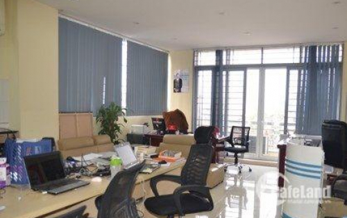 Cho thuê gấp văn phòng 156m2 tầng 9 tại phố Hoàng Quốc Việt, quận Cầu Giấy