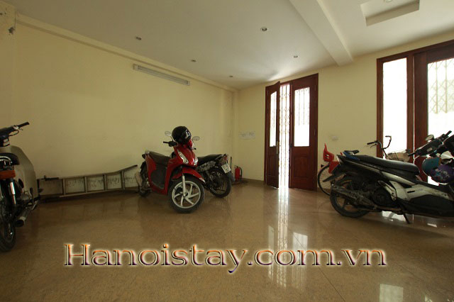 Căn hộ 2 phòng ngủ cho người nước ngoài thuê giá siêu rẻ tại quận Tây Hồ 2