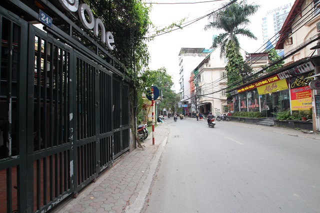 Căn hộ dịch vụ giá siêu rẻ, nhiều ánh sáng cho thuê tại khu Tô Ngọc Vân, quận Tây Hồ 1