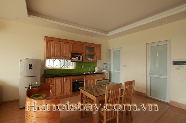 Căn hộ dịch vụ 2 phòng ngủ 110m2 quận Tây Hồ cho thuê, ban công thoáng mát 7