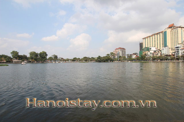 Căn hộ đầy đủ nội thất, view Hồ Trúc Bạch cho thuê giá ưu đãi nhất 2