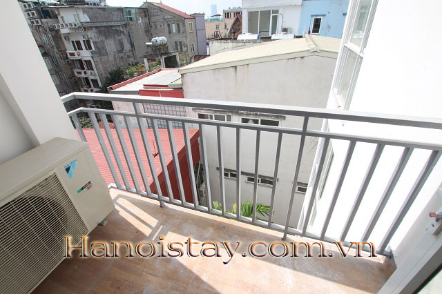 Chính chủ cho thuê căn hộ 2 phòng ngủ đẹp, đầy đủ nội thất tại Xuân Diệu, Tây Hồ 10