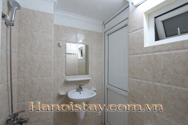 Cho người nước ngoài thuê căn hộ 2 phòng ngủ tại trung tâm Thành phố Hà Nội 6