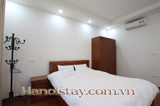 Căn hộ với 3 phòng ngủ đầy đủ nội thất cho thuê ngay trung tâm quận Tây Hồ 7