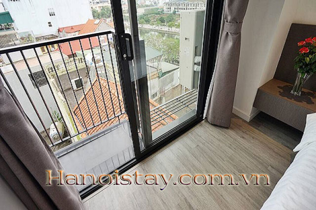 Căn hộ dịch vụ cho thuê ngắn hạn và dài hạn cách Hồ Tây 50m, full nội thất 5