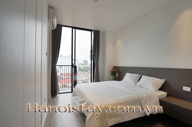 Căn hộ dịch vụ cho thuê ngắn hạn và dài hạn cách Hồ Tây 50m, full nội thất 1