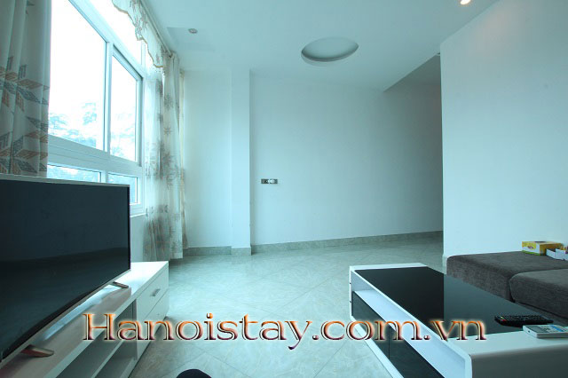 Căn hộ dịch vụ 2 phòng ngủ siêu rẻ cho thuê ngay cạnh Hồ Tây 9