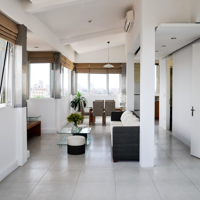 Căn hộ dịch vụ full đồ sang trọng cho thuê gần Hồ Trúc Bạch, quận Ba Đình 1