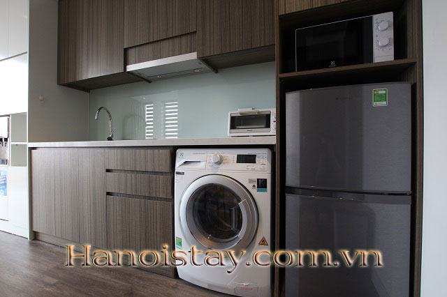 Căn hộ hoàn toàn mới 100% cho thuê ngắn hạn và dài hạn tại phố Đội Cấn, Ba Đình 9