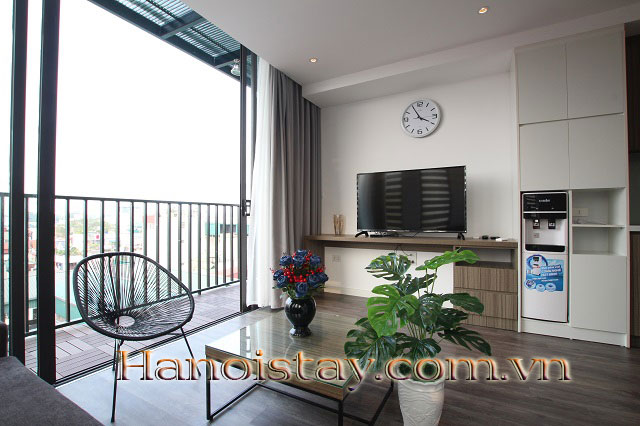 Căn hộ hoàn toàn mới 100% cho thuê ngắn hạn và dài hạn tại phố Đội Cấn, Ba Đình 2