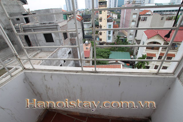 Căn hộ 2 phòng ngủ cho thuê siêu rẻ, full nội thất tại Lạc Long Quân, Tây Hồ 5