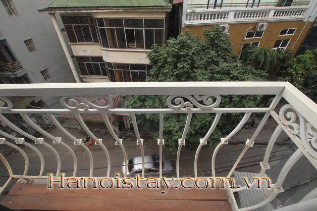 Căn hộ chính chủ với 2 phòng ngủ và nội thất đẹp cho thuê tại Tô Ngọc Vân, Tây Hồ 8