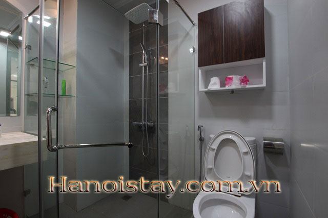 Căn hộ chính chủ với 2 phòng ngủ và nội thất đẹp cho thuê tại Tô Ngọc Vân, Tây Hồ 9