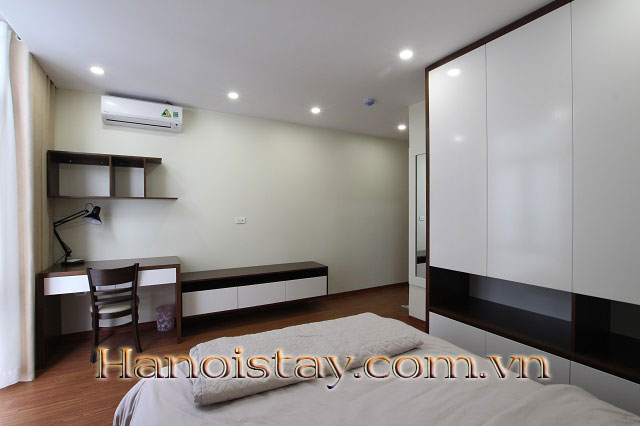 Căn hộ dịch vụ gần Syrena Shopping Center cho thuê ngắn hạn và dài hạn 9