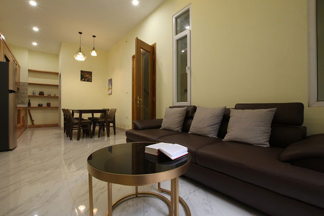Cho thuê nhà riêng phố Đặng Thai Mai, Tây Hồ 4 tầng, 3 phòng ngủ full nội thất mới và hiện đại