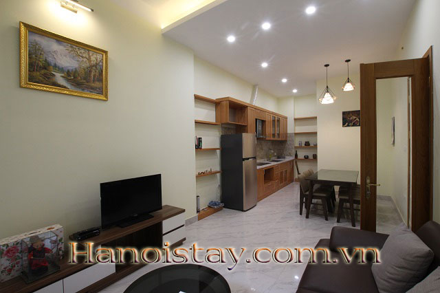 Cho thuê nhà riêng 4 tầng, 3 phòng ngủ full nội thất mới và hiện đại tại quận Tây Hồ 3