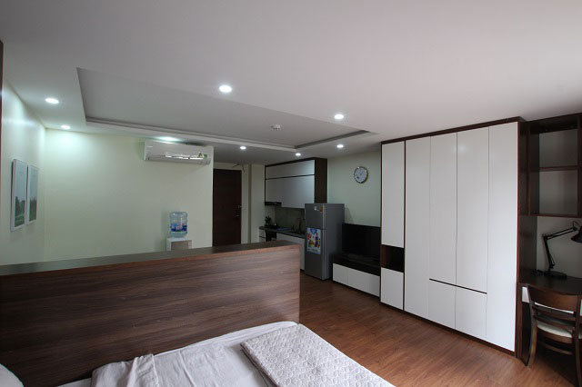 Căn hộ Studio 40m quận Tây Hồ cho người nước ngoài thuê, ban công thoáng mát 1