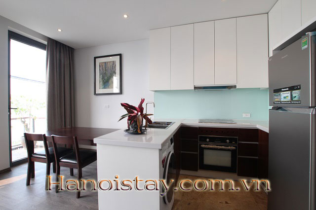 Cho thuê căn hộ dịch vụ view Hồ Tây và ban công siêu thoáng tại Quảng Khánh, Tây Hồ 8