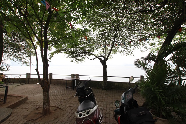 Căn hộ dịch vụ 2 phòng ngủ full tiện nghi, có view Hồ Tây cho thuê giá hợp lý 6