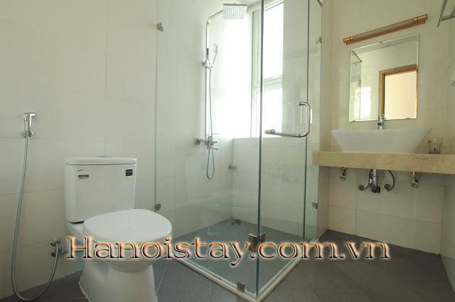 Căn hộ full dịch vụ và nội thất cho thuê tại Tây Hồ, view thoáng và tràn ngập ánh sáng tự nhiên 2