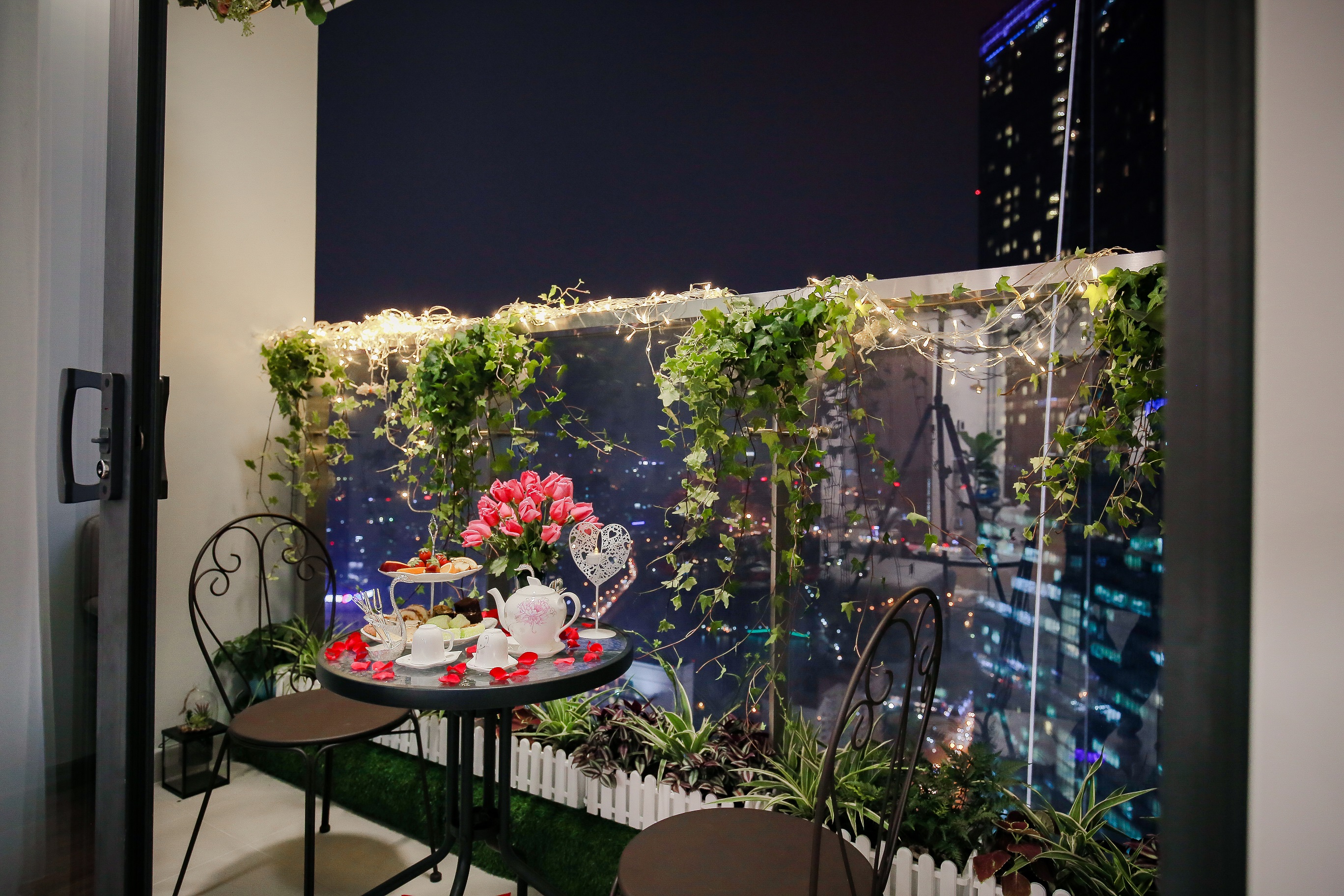 Căn hộ Vinhome Metropolis cho thuê chuyên nghiệp với view Hồ Thủ Lệ tuyệt đẹp 5