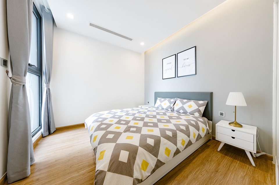 Căn Hộ 2 ngủ Tại Vinhome Gardenia cho thuê dài hạn và ngắn hạn, tầng cao, view Hồ Tây 3
