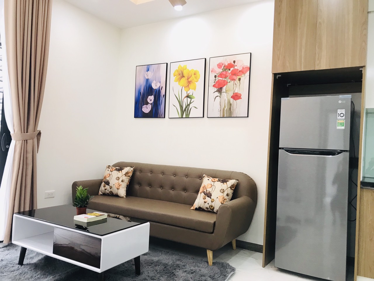 Căn hộ tầng 24 chung cư Vinhome Greenbay full nội thất cao cấp cho thuê 4