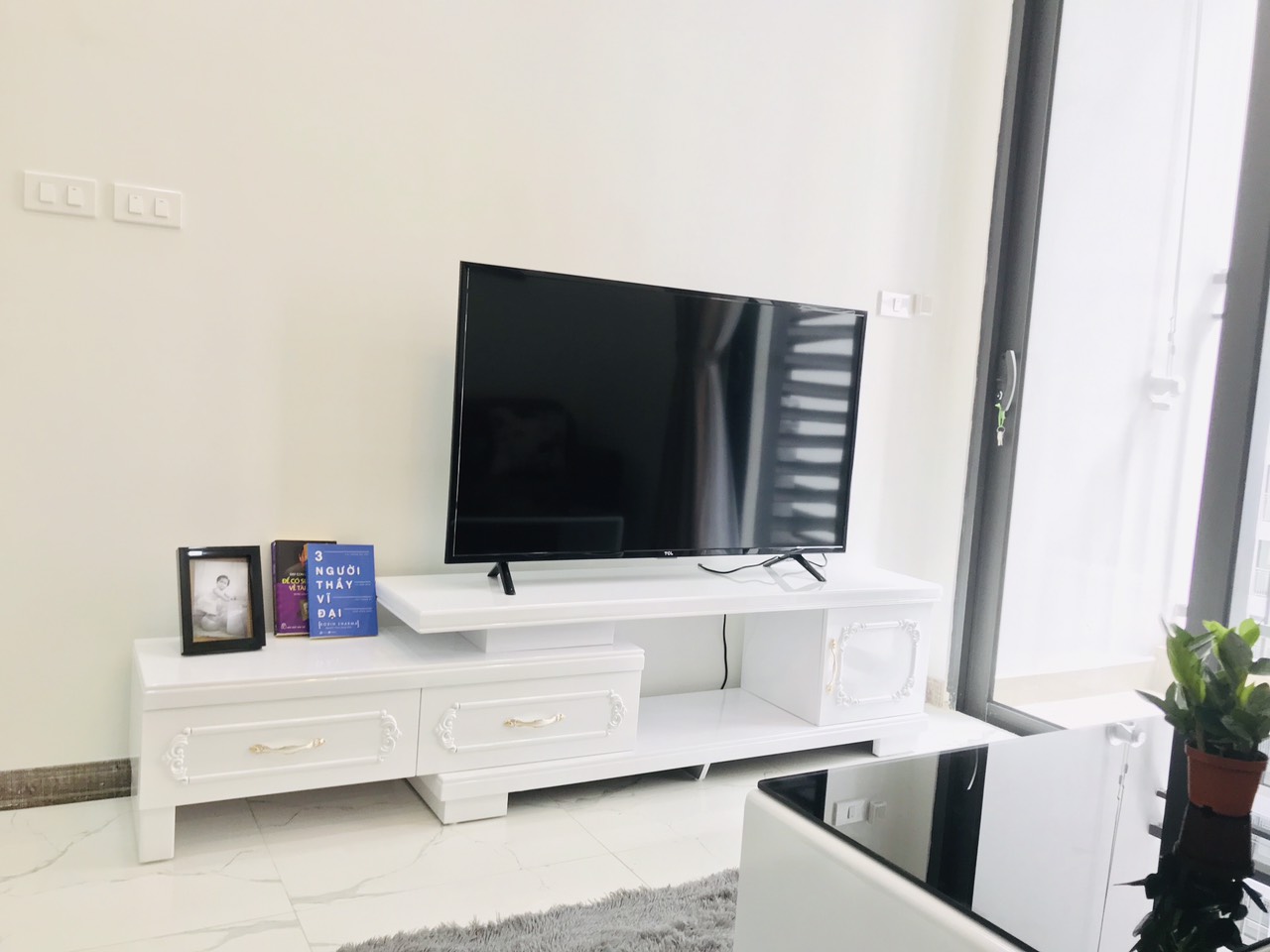 Căn hộ tầng 24 chung cư Vinhome Greenbay full nội thất cao cấp cho thuê 1
