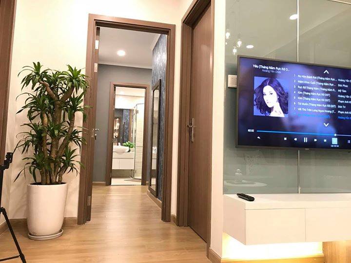 Căn hộ 2 ngủ cao cấp tại Vinhomes Gardenia cho thuê với nội thất thiết kế sang trọng, view siêu đẹp 1